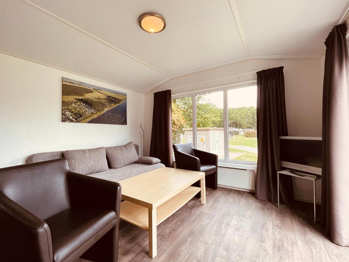 Hotel Regenbogen Suhrendorf à Ummanz Extérieur photo